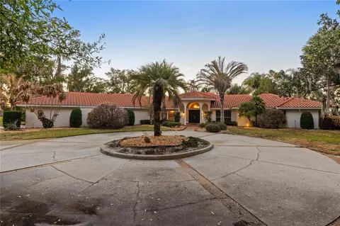 Exterior - 6136 Dora Dr, Mount Dora, FL 32757 photo 6 of 10