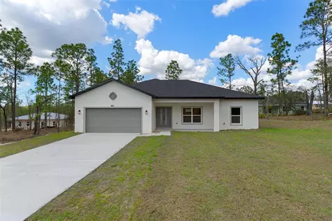 1813 W Hialeah Dr, Citrus Springs, FL 34434