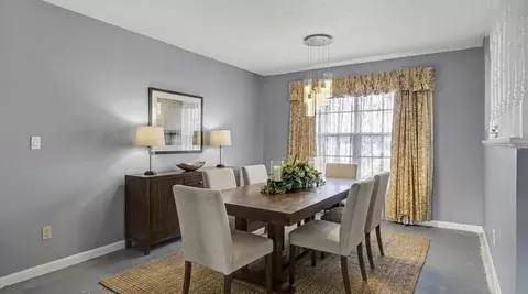 Dining - 58 Silver Ln, Ocala, FL 34472 photo 1 of 1