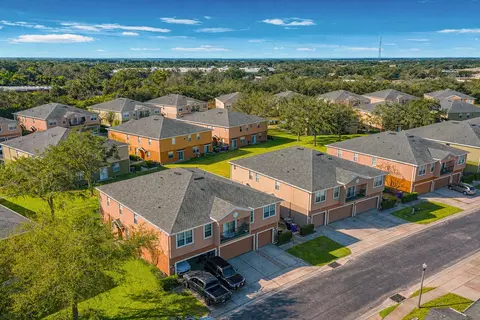 View/Area - 3936 Pemberly Pines Cir, Saint Cloud, FL 34769 photo 3 of 5