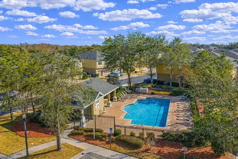 Exterior - 3936 Pemberly Pines Cir, Saint Cloud, FL 34769 photo 2 of 3