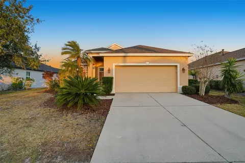15692 Lemon Fish Dr, Lakewood Ranch, FL 34202
