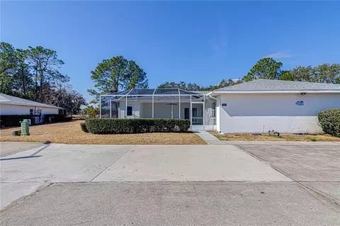 1041 Willow Dr, Leesburg, FL 34748