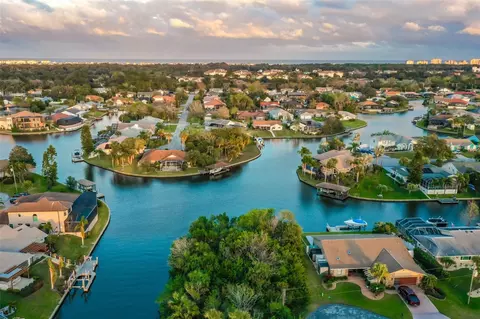 44 Cloverdale Ct N, Palm Coast, FL 32137