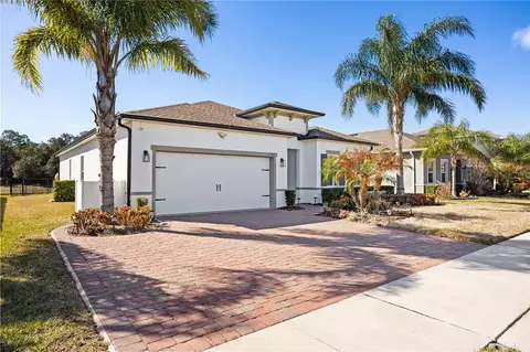 2274 Tudor Rose Dr, Sanford, FL 32773