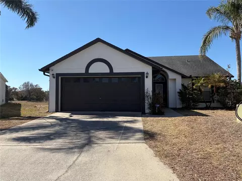 128 Lake Shore Pkwy, Davenport, FL 33896