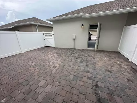 Exterior - 3037 Ella Way, Saint Cloud, FL 34771 photo 3 of 8