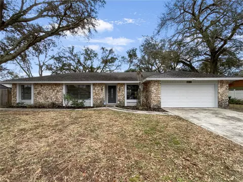 8318 Chenille Dr, Orlando, FL 32818
