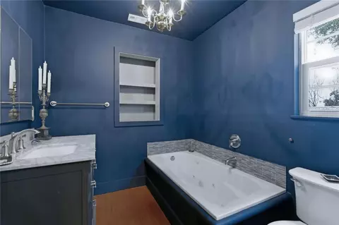 Bath - 720 SE 3rd St, Ocala, FL 34471 photo 3 of 7
