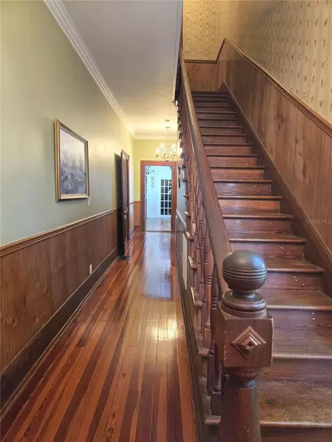 Entry Way - 720 SE 3rd St, Ocala, FL 34471 photo 2 of 13