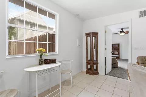 Entry Way - 720 SE 3rd St, Ocala, FL 34471 photo 13 of 13