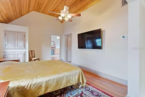 Bedroom - 720 SE 3rd St, Ocala, FL 34471 photo 1 of 8