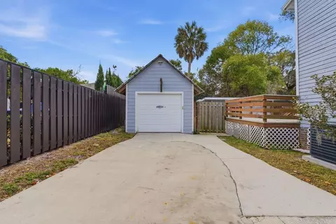Exterior - 720 SE 3rd St, Ocala, FL 34471 photo 14 of 22