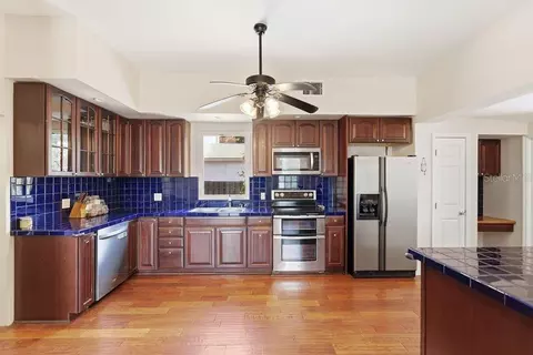 Kitchen - 720 SE 3rd St, Ocala, FL 34471 photo 2 of 7