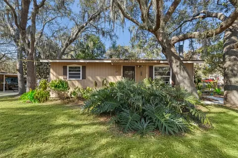 1366 Wildwood St, Apopka, FL 32703