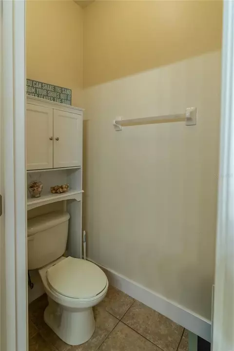 Bath - 2116 Switch Grass Cir, Ocoee, FL 34761 photo 3 of 4