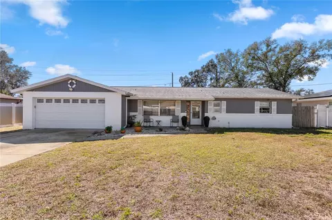 1446 Farmington Ave, Deltona, FL 32725