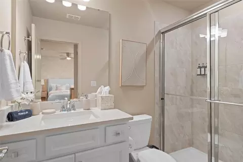 Bath - 16016 Sandy Cliffs Dr, Clermont, FL 34714 photo 8 of 9