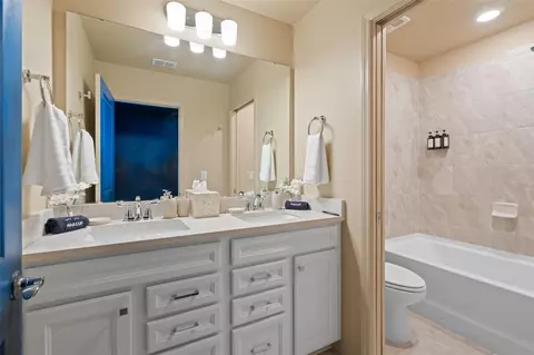 Bath - 16016 Sandy Cliffs Dr, Clermont, FL 34714 photo 9 of 9