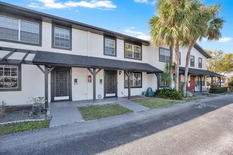 5656 Royal Pine Blvd #27, Orlando, FL 32807