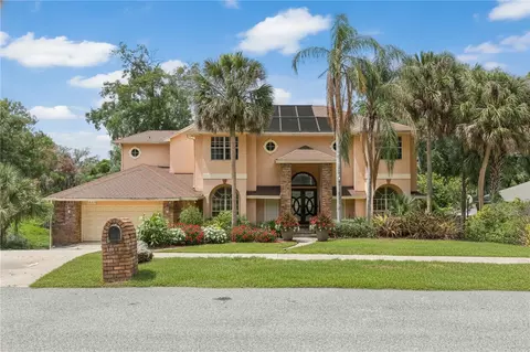 1813 Hidden Pine Ln, Apopka, FL 32712