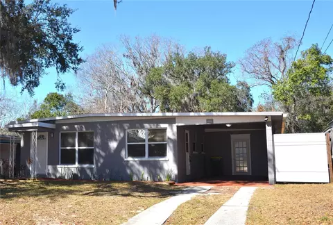 1802 High St, Leesburg, FL 34748