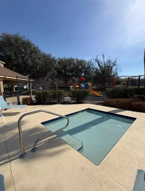 Exterior - 1978 Applegate Dr, Ocoee, FL 34761 photo 4 of 6