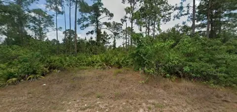 904 Robert Ave, Lehigh Acres, FL 33936