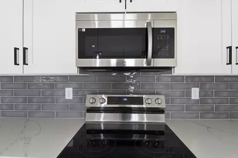 Kitchen - 3926 SW 133rd Loop, Ocala, FL 34473 photo 3 of 4