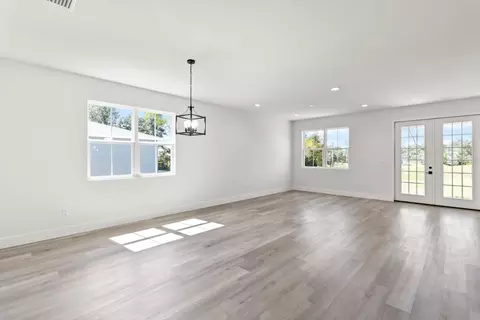 Living - 3932 SW 133rd Loop, Ocala, FL 34473 photo 2 of 5