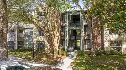 5136 Park Central Dr #212, Orlando, FL 32839