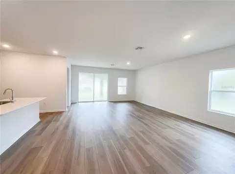 Living - 19641 SW 82nd Loop, Dunnellon, FL 34432 photo 1 of 5