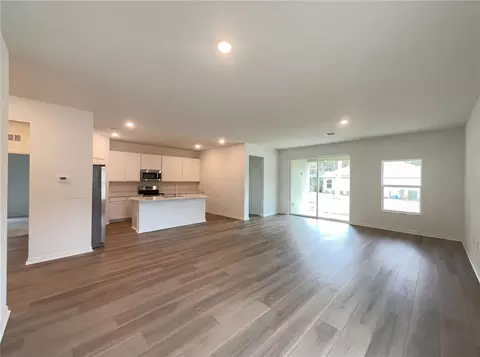 Living - 19641 SW 82nd Loop, Dunnellon, FL 34432 photo 5 of 5