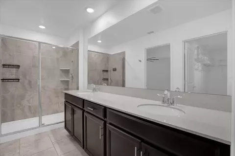Bath - 4712 Magnetite Loop, Mount Dora, FL 32757 photo 1 of 2
