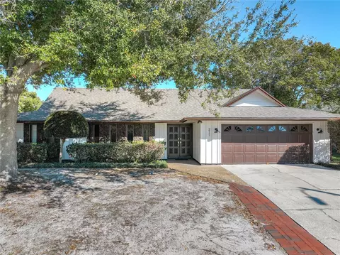 211 Doverwood Rd, Casselberry, FL 32730