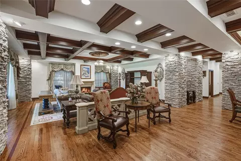 Living - 3515 Gallagher Rd, Dover, FL 33527 photo 3 of 6