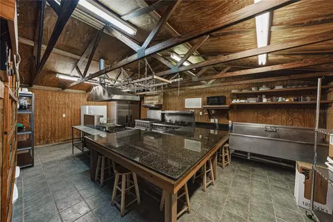Kitchen - 3515 Gallagher Rd, Dover, FL 33527 photo 1 of 8