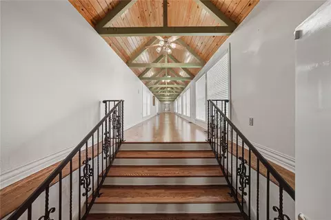 Entry Way - 3515 Gallagher Rd, Dover, FL 33527 photo 4 of 6