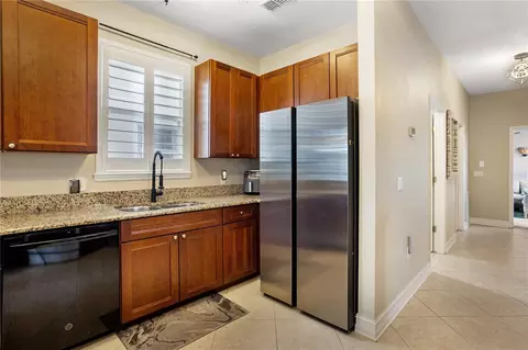 Kitchen - 6911 Beargrass Rd, Harmony, FL 34773 photo 3 of 4