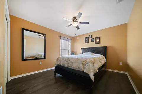 Bedroom - 6518 Crescent Loop, Winter Haven, FL 33884 photo 5 of 6
