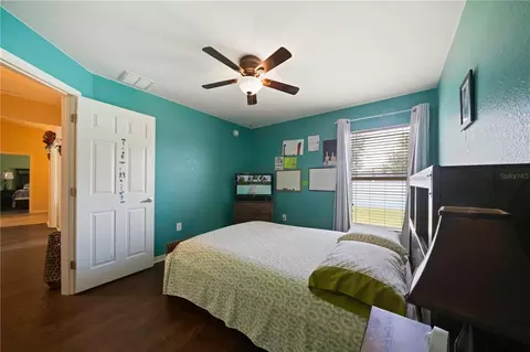 Bedroom - 6518 Crescent Loop, Winter Haven, FL 33884 photo 4 of 6