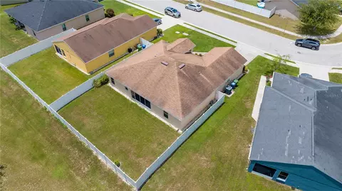 View/Area - 6518 Crescent Loop, Winter Haven, FL 33884 photo 3 of 7