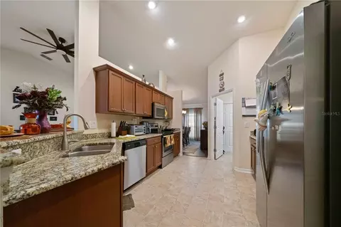 Kitchen - 6518 Crescent Loop, Winter Haven, FL 33884 photo 1 of 2