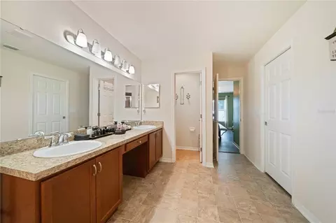 Entry Way - 6518 Crescent Loop, Winter Haven, FL 33884 photo 2 of 2