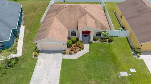 View/Area - 6518 Crescent Loop, Winter Haven, FL 33884 photo 1 of 7