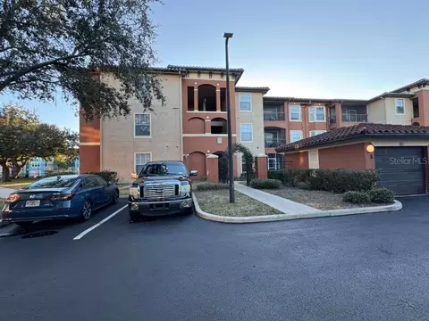 5560 Metrowest Blvd #201, Orlando, FL 32811