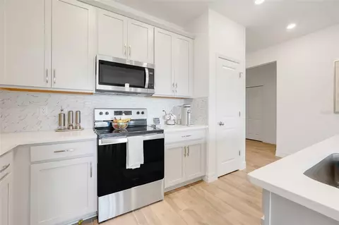 Kitchen - 5724 Camilla St, Saint Cloud, FL 34771 photo 2 of 3
