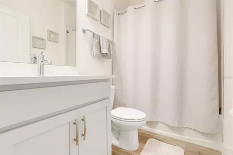 Bath - 5724 Camilla St, Saint Cloud, FL 34771 photo 1 of 3