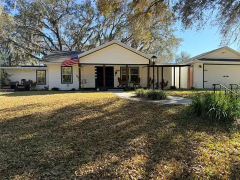 1204 Tall Oaks Rd, Deland, FL 32720