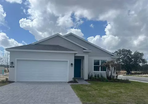 700 Farfields St, Deland, FL 32724
